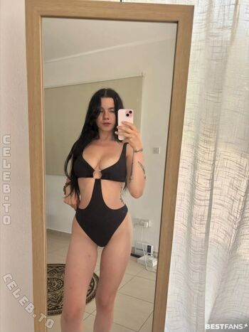 Roxi Black
