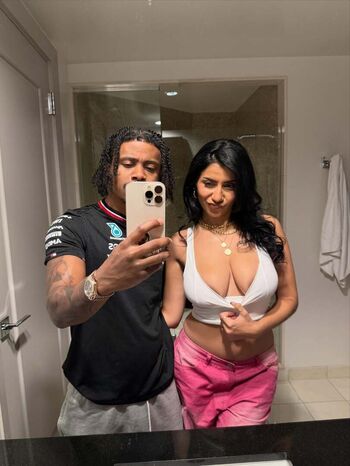 Full leaked Roxiesin page private photo