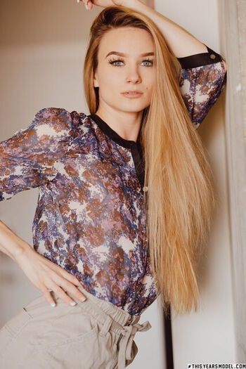 Full leaked Roxy shaw private photo