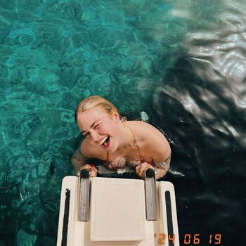 Full leaked Roxydekker private photo