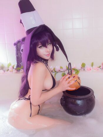 Full leaked Roxyfoxycos private photo