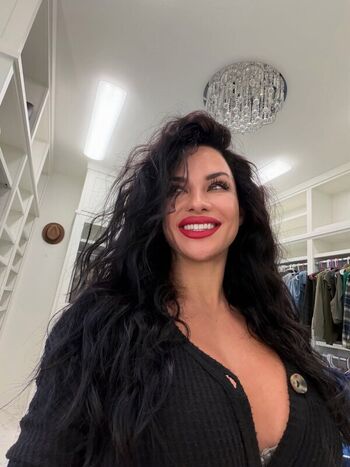 Full leaked Roxyqueflexx private photo