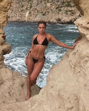 Full leaked Roxyrhoades private photo