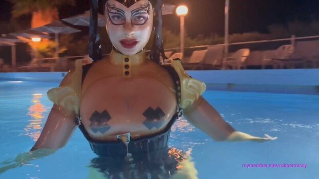 Full leaked Rubber missy private photo