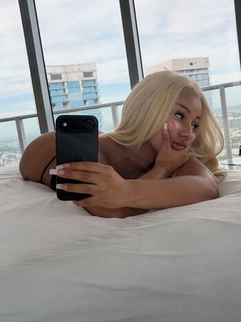 Full leaked Rubi rose page private photo