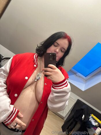 Full leaked Ruby parker private photo