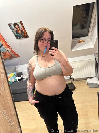 Full leaked Ruby parker private photo