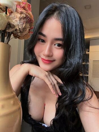 Full leaked Ruth austria private photo