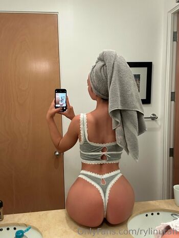 Full leaked Rylin utah page private photo