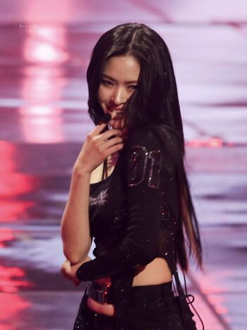 Full leaked Ryujin page private photo