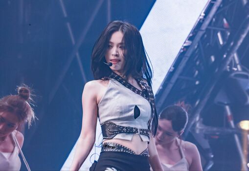 Full leaked Ryujin page private photo