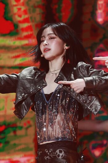 Full leaked Ryujin page private photo