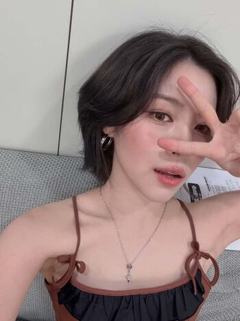 Full leaked Ryujin private photo