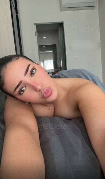 Full leaked S liooora private photo