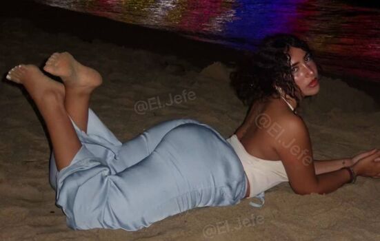 Full leaked S liooora private photo