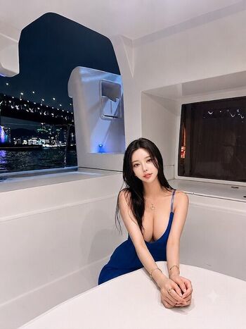 Full leaked S jungvely private photo