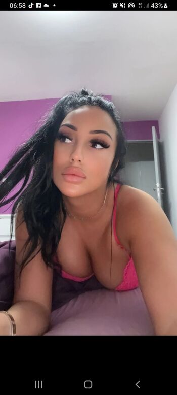 Full leaked Sab coiffure private photo