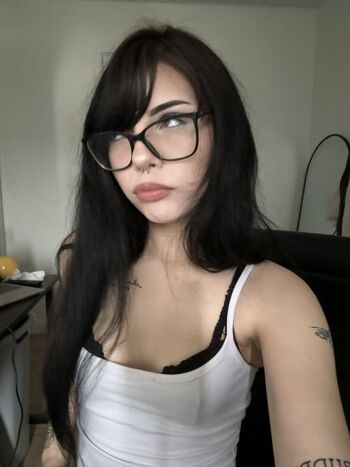 Full leaked Sadgirlfetish private photo