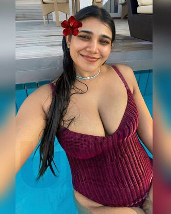 Full leaked Sadhana naidu private photo