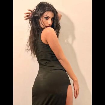 Full leaked Sadia khan private photo