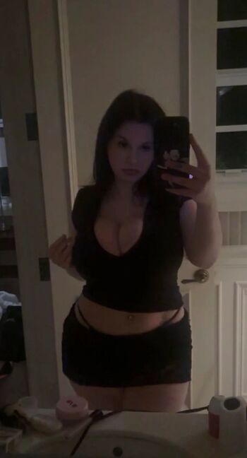 Full leaked Sadie private photo