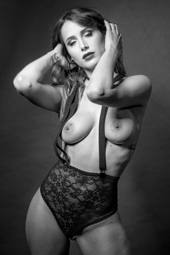 Full leaked Sadie gray private photo