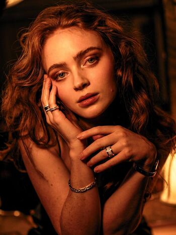 Full leaked Sadie sink page private photo