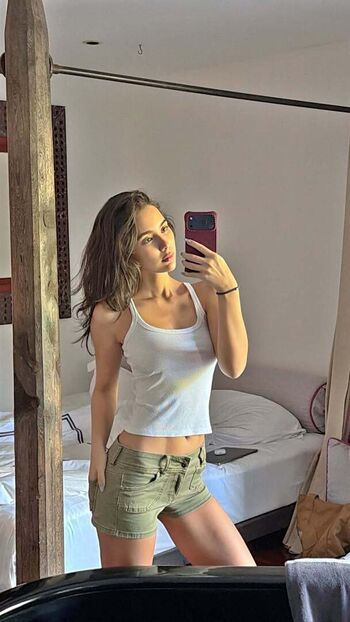 Full leaked Saffron maya snook private photo