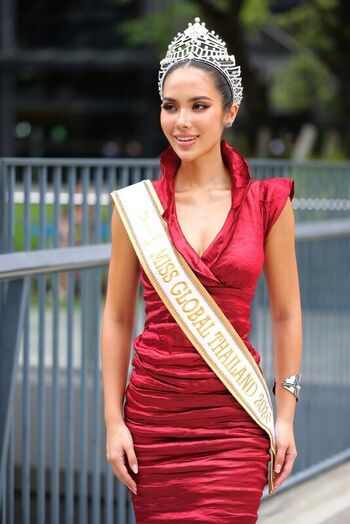 Full leaked Saffron maya snook private photo