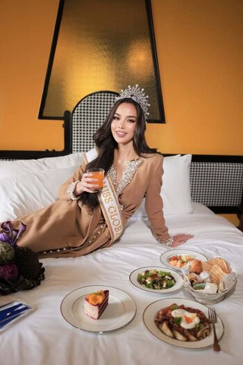 Saffron Maya Snook