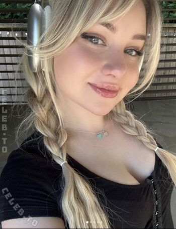 Full leaked Sagemommy page private photo