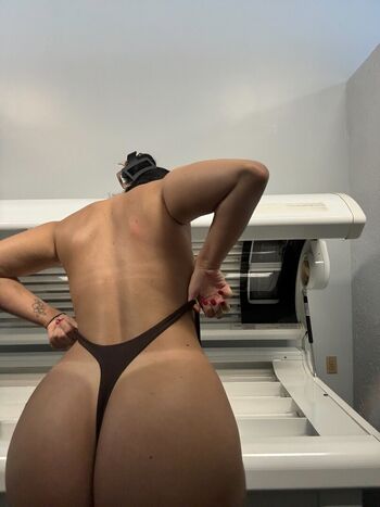 Full leaked Saharasdessert private photo
