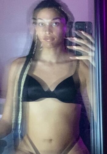 Full leaked Saige private photo