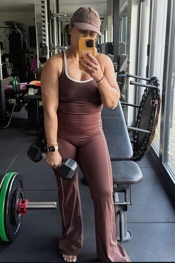 Full leaked Saira khan private photo