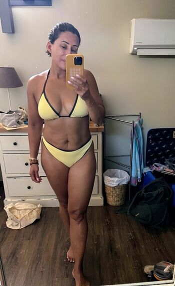 Full leaked Saira khan private photo