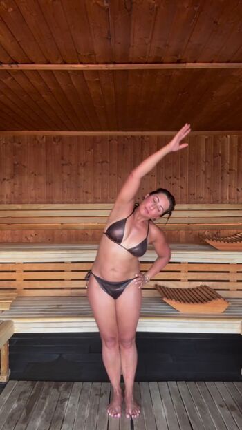 Full leaked Saira khan private photo