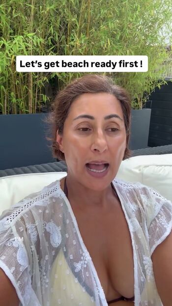Full leaked Saira khan page private photo