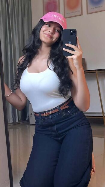 Full leaked Sakshi pandey page private photo