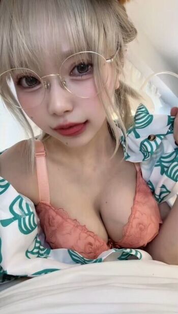 Full leaked Sakurachat private photo