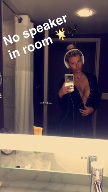 Samantha Hoopes