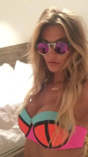 Samantha Hoopes