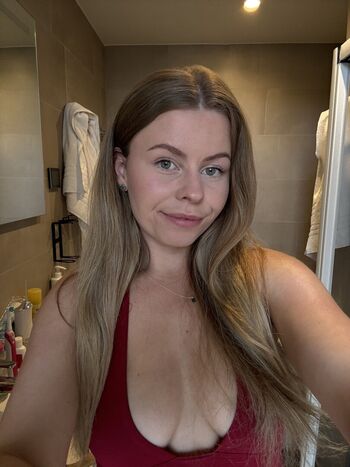 Full leaked Samantha s library private photo