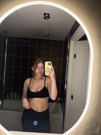 Full leaked Samantha s library private photo