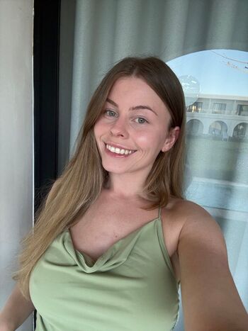 Full leaked Samantha s library private photo