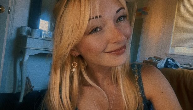Full leaked Samantha smith page private photo
