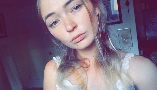 Full leaked Samantha smith page private photo