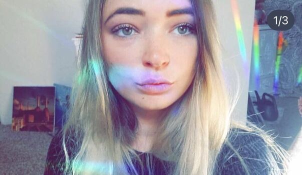 Full leaked Samantha smith page private photo