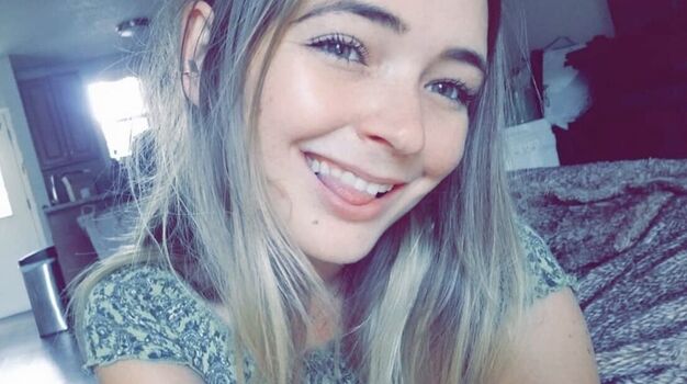 Full leaked Samantha smith page private photo