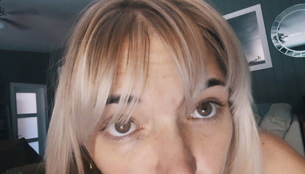 Full leaked Samantha smith page private photo