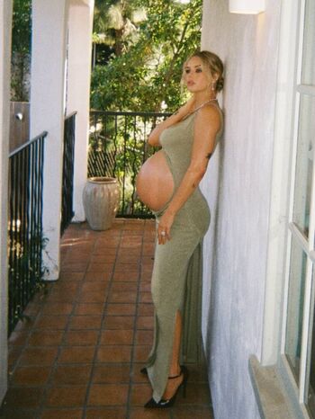 Full leaked Samara weaving page private photo